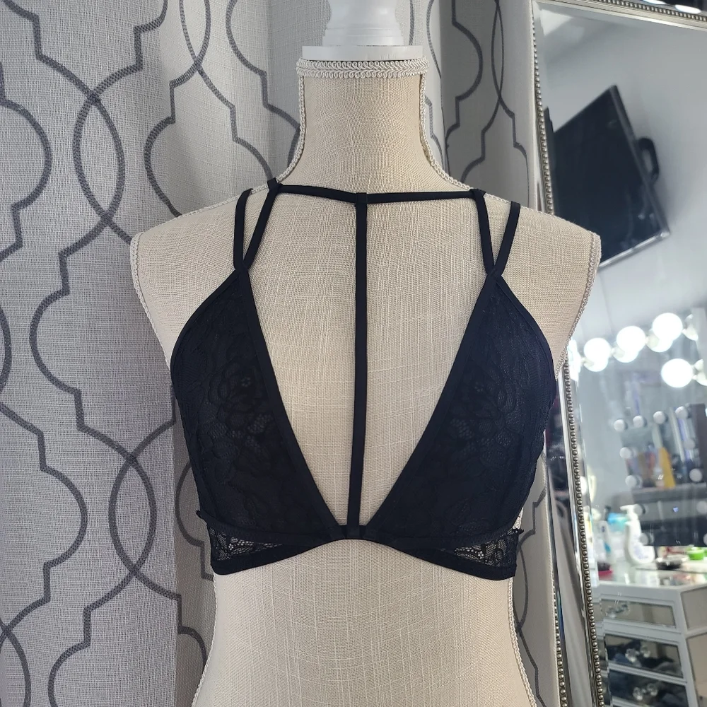 Top - Picture 1 of 2